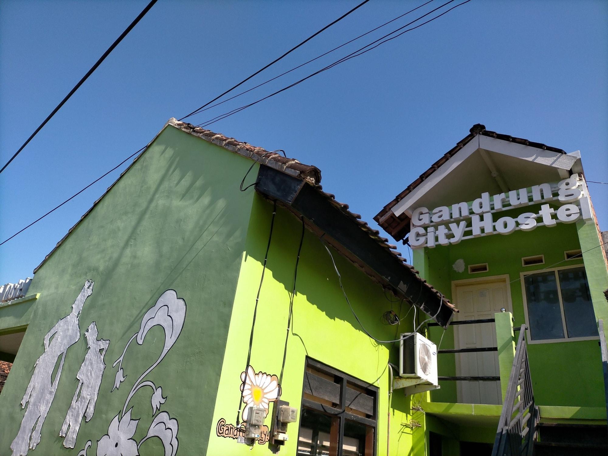 Gandrung City Hostel Banyuwangi  Exterior photo